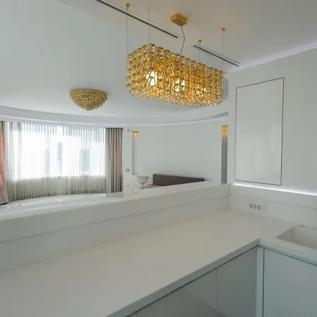 Golden Of Arcadia Apartment *