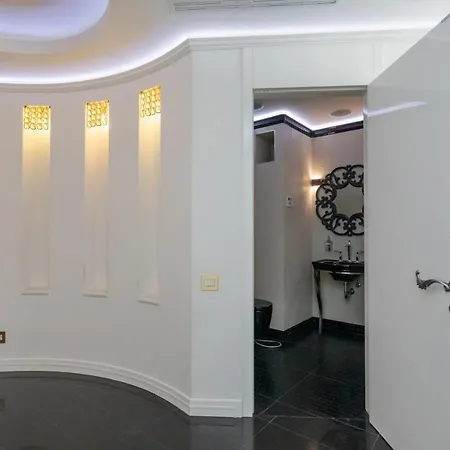 Golden Of Arcadia Apartment